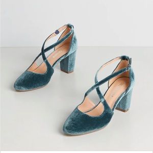 Chelsea Crew velvet block heels 37, Teal